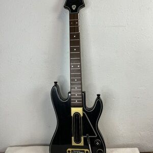 Guitar Hero Live Wireless Guitar 0000654 Xbox 360/One/PS3/PS4/Wii U/PC No Dongle